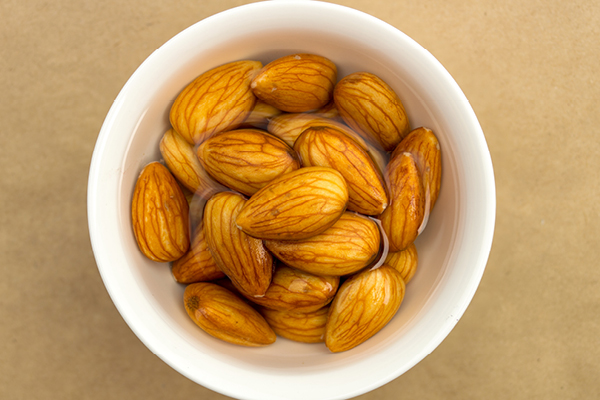 13 Soaked Almond Benefits That Can Turn Your Life Around